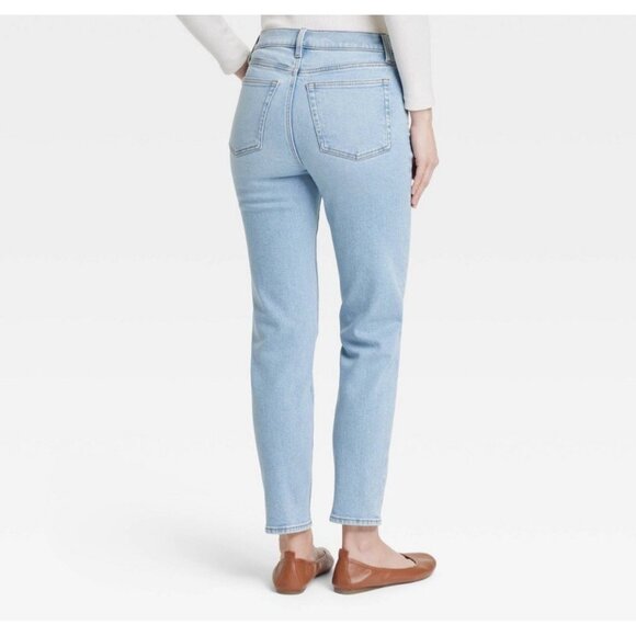 Women's Mid-Rise 80's Slim Fit Jeans - Universal Thread Blue Light Wash Sz 2 NWT - Picture 2 of 6